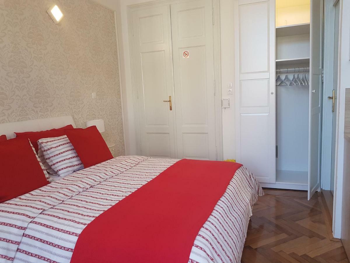 Apartment Nena With Private Free Parking Опатия Екстериор снимка